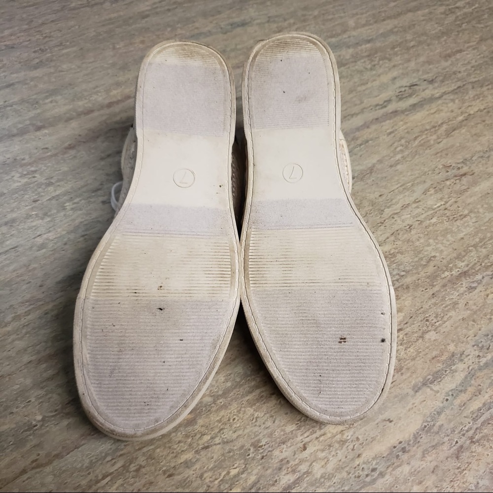 Universal Thread Shoes - image 8